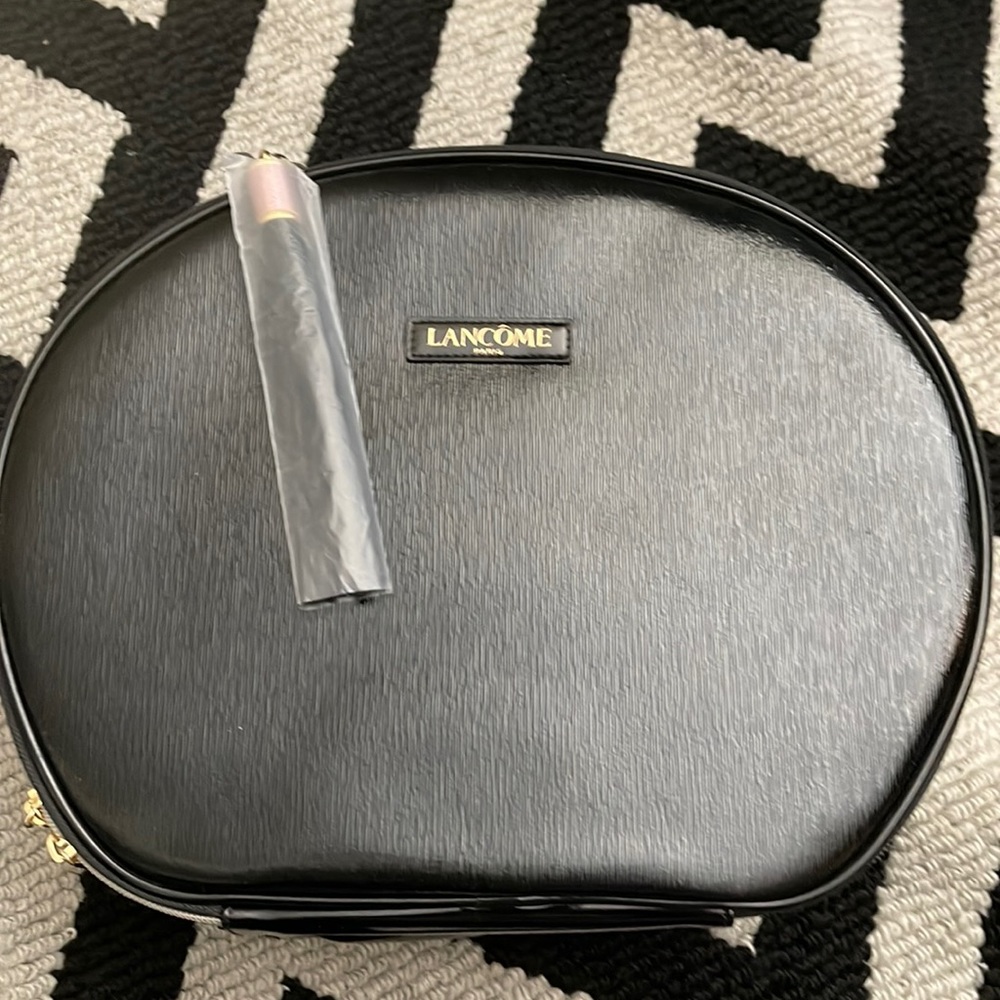 Lancôme - Essentials Traveling tote
